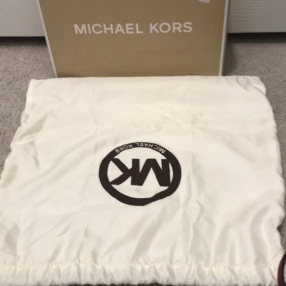 NWOT Red Michael Kors Selma bag cross body - Picture 6 of 8